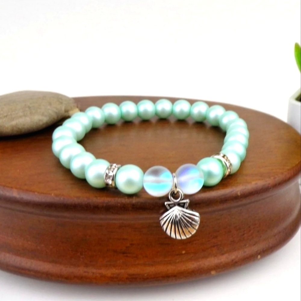 Seashell Charm Bracelet